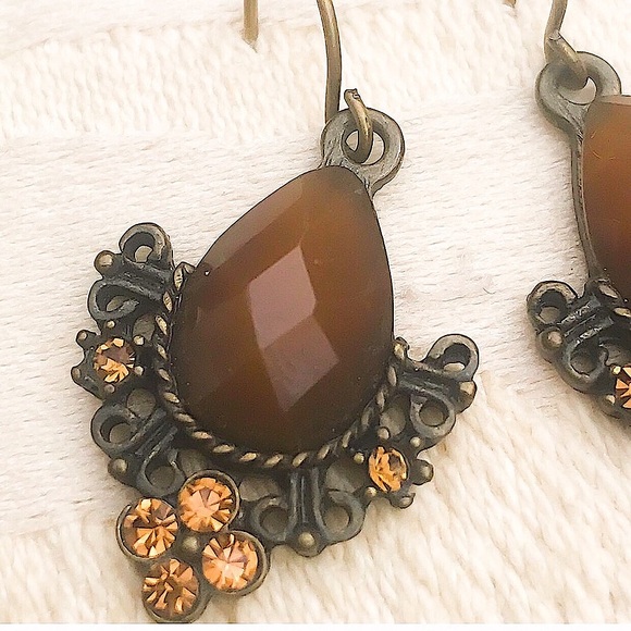 LIZ CLAIBORNE VIntage Brown Stone Earrings and Bracelet Set - Picture 4 of 9